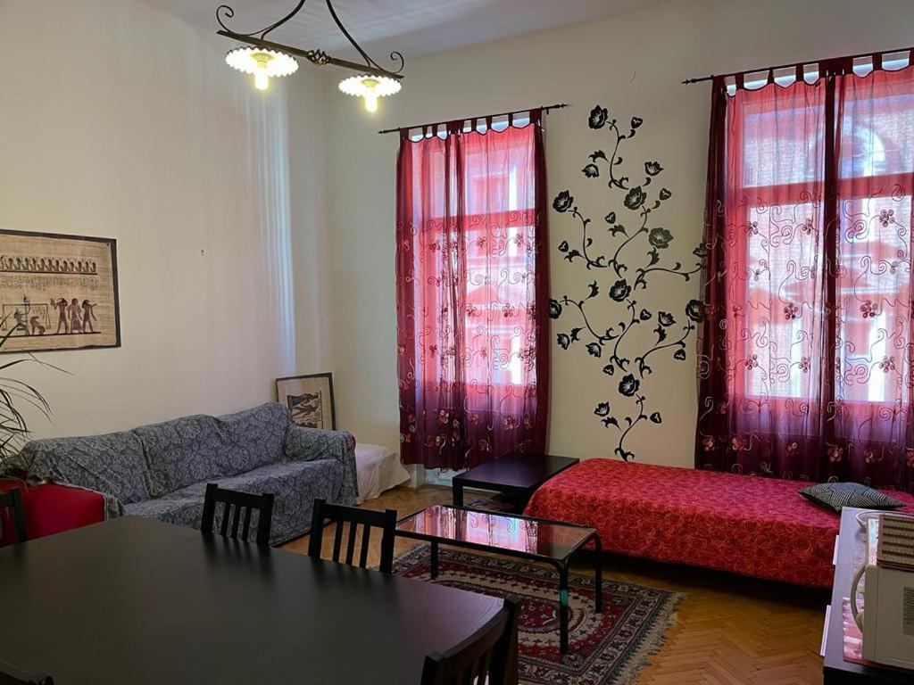 Anna 2 Bedrooms 2 Bathrooms 6 Bikes Budapest Exterior photo