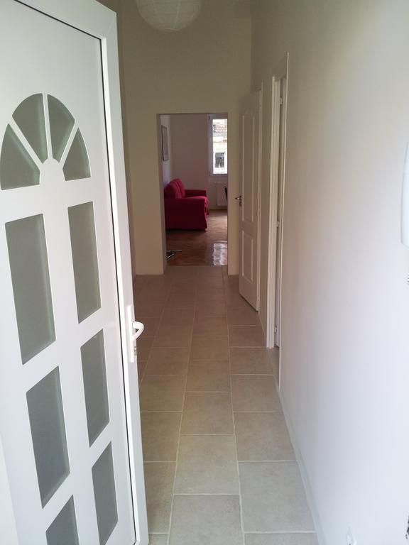 Anna 2 Bedrooms 2 Bathrooms 6 Bikes Budapest Room photo